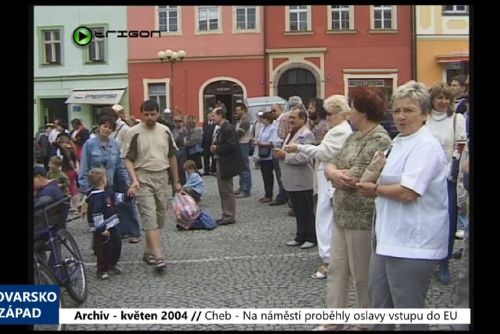 Foto: 2004 – Cheb: Na náměstí proběhly oslavy vstupu do EU (TV Západ)