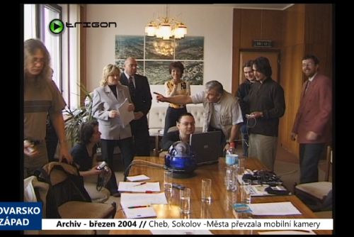 Foto: 2004 – Cheb, Sokolov: Města převzala mobilní kamery (TV Západ)