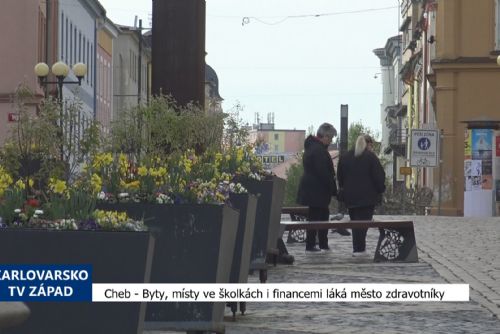 Foto: Cheb: Byty, místy ve školkách i financemi láká město zdravotníky (TV Západ)