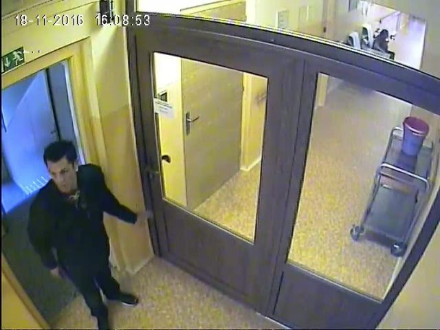 obrázek: Cheb: Kradl v domově seniorů. Policie zveřejnila video