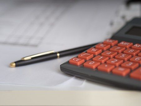 obrázek: Cheb: Sedm let nevedla účetnictví. Hrozí jí až dva roky