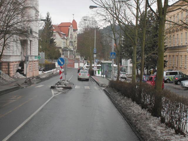 obrázek: Karlovy Vary: Hledají se svědci střetu Chrysleru s chodkyní