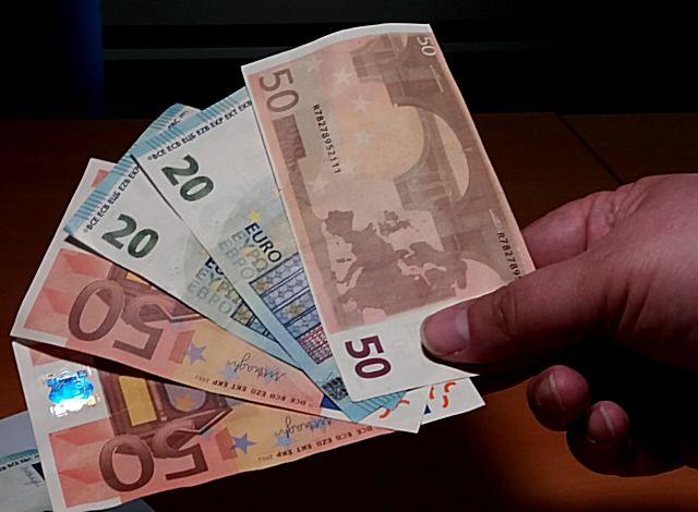 obrázek: Karlovy Vary: Počet falešných EUR bankovek roste, policie uvolnila video