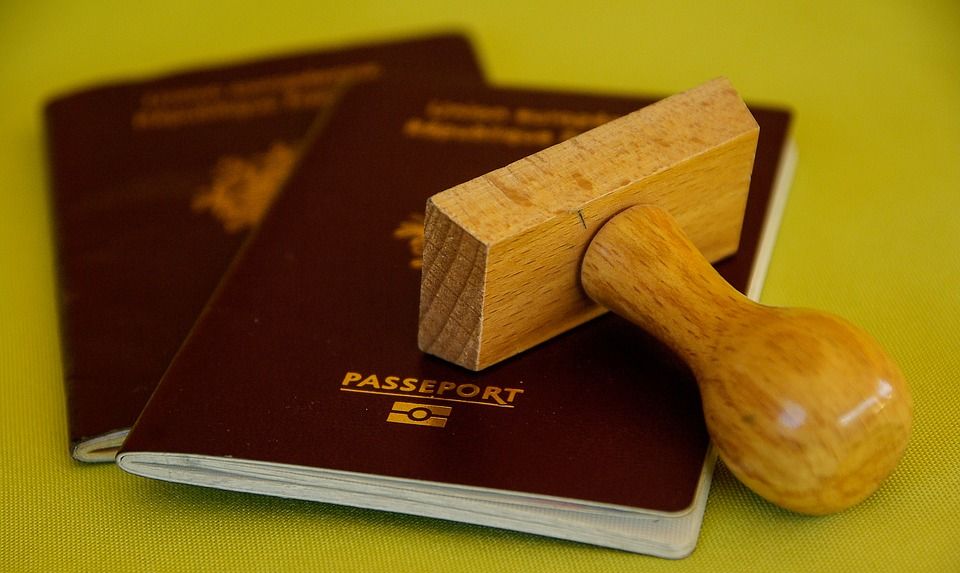 obrázek: Mariánské Lázně: Strážníci zadrželi Rumuna s falešným pasem