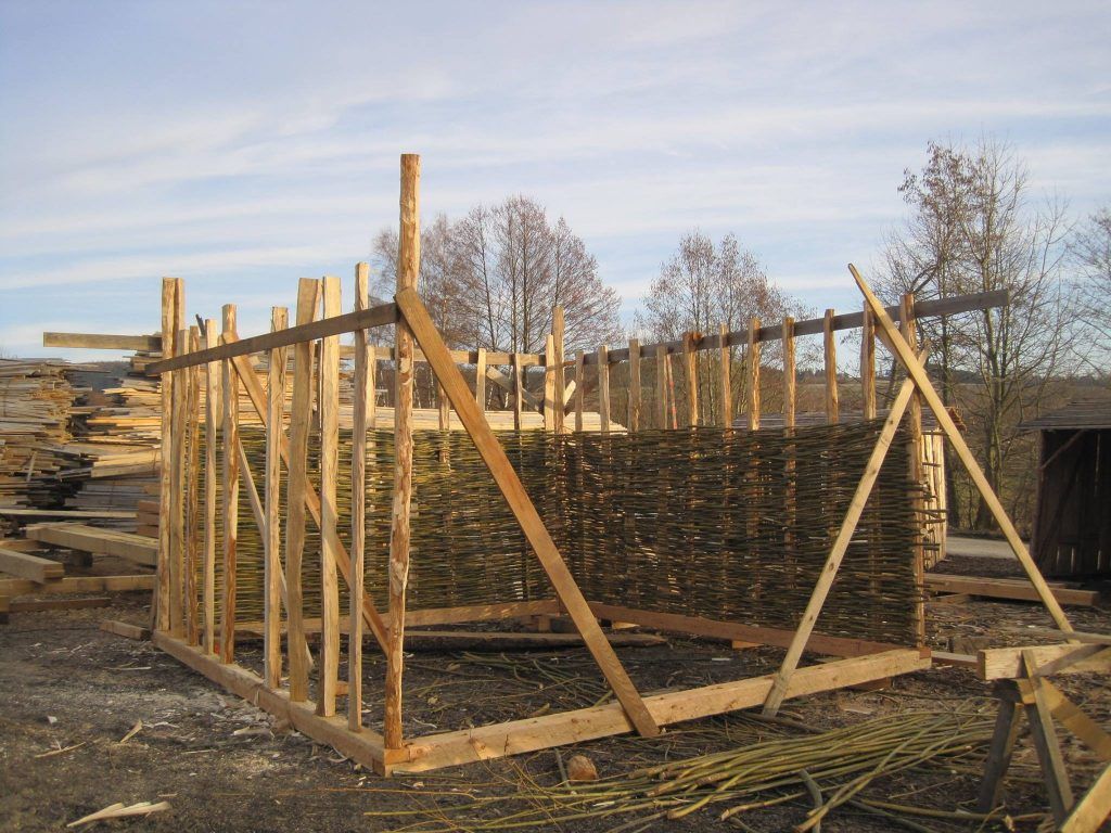obrázek: Tachov: Historický park představuje dům s pletenými stěnami