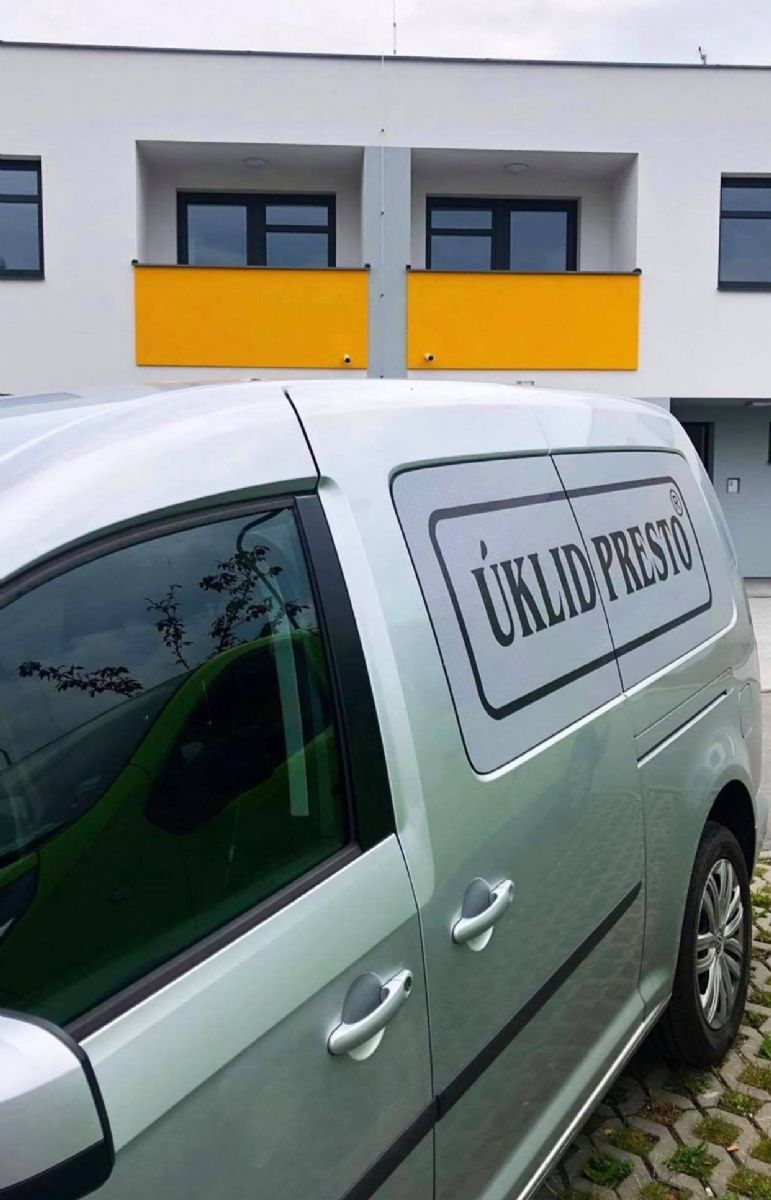 obrázek: Jak si efektivně poradit s úklidem po malování a rekonstrukci?
