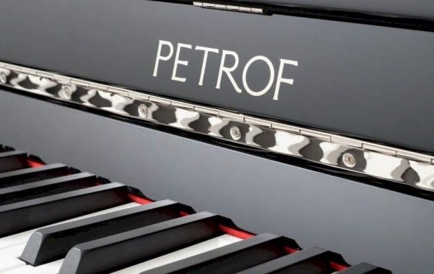 obrázek: Petrof přesouvá část výroby do Asie