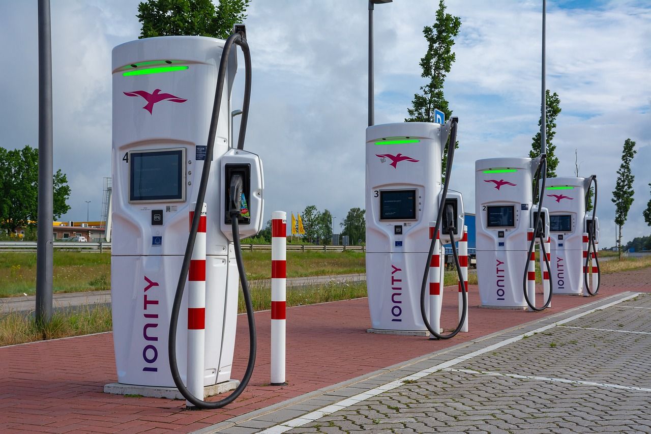 obrázek: Roste poptávka mechaniků pro elektromobily