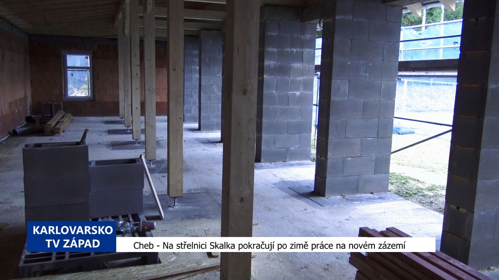 Cheb: Na střelnici Skalka pokračují po zimě práce na novém zázemí (TV Západ)