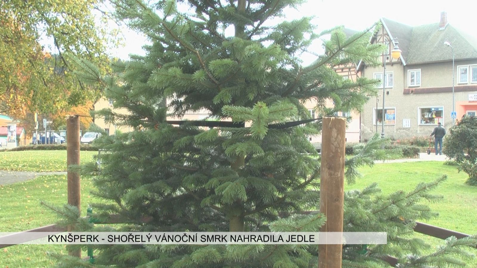 Kynšperk: Shořelý vánoční smrk nahradila jedle (TV Západ)