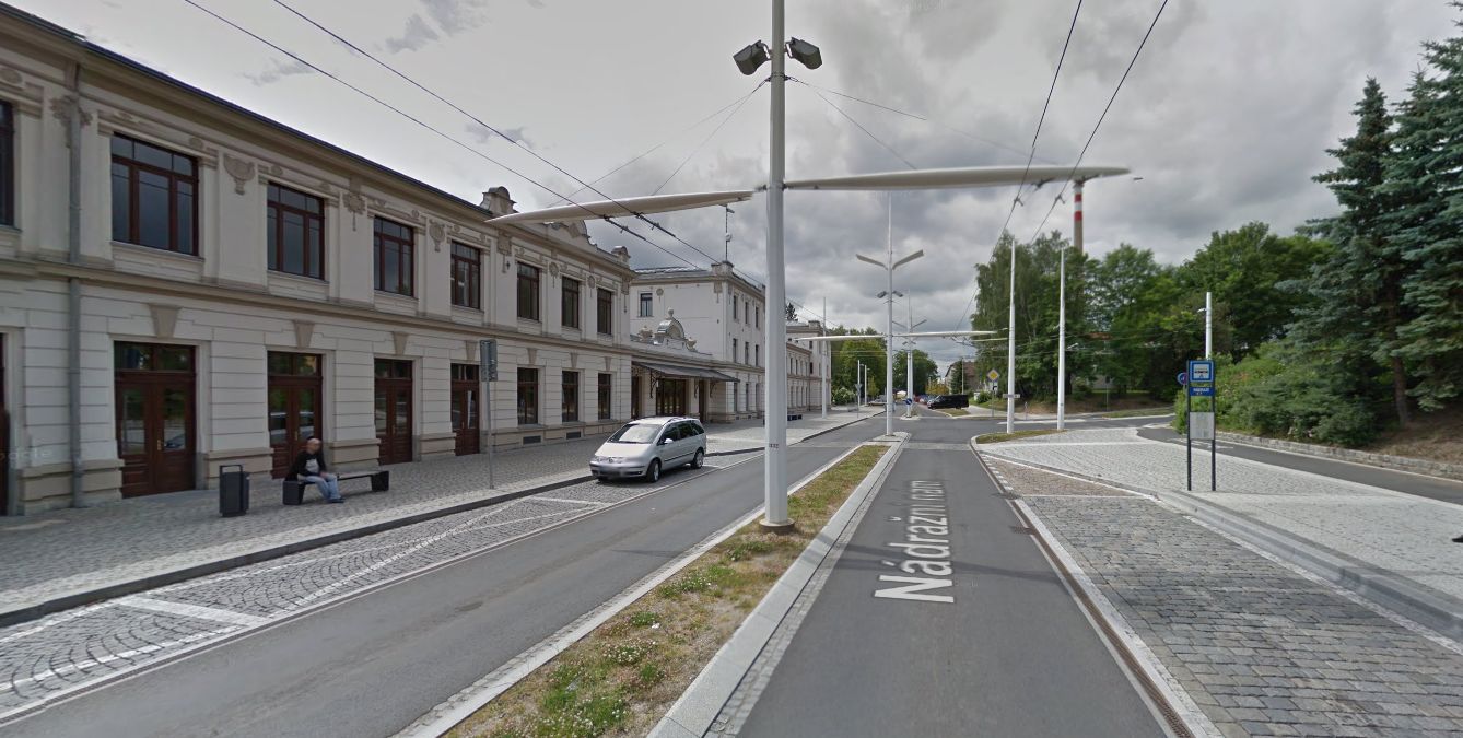 Mariánské Lázně: Nehoda trolejbusu u nádraží