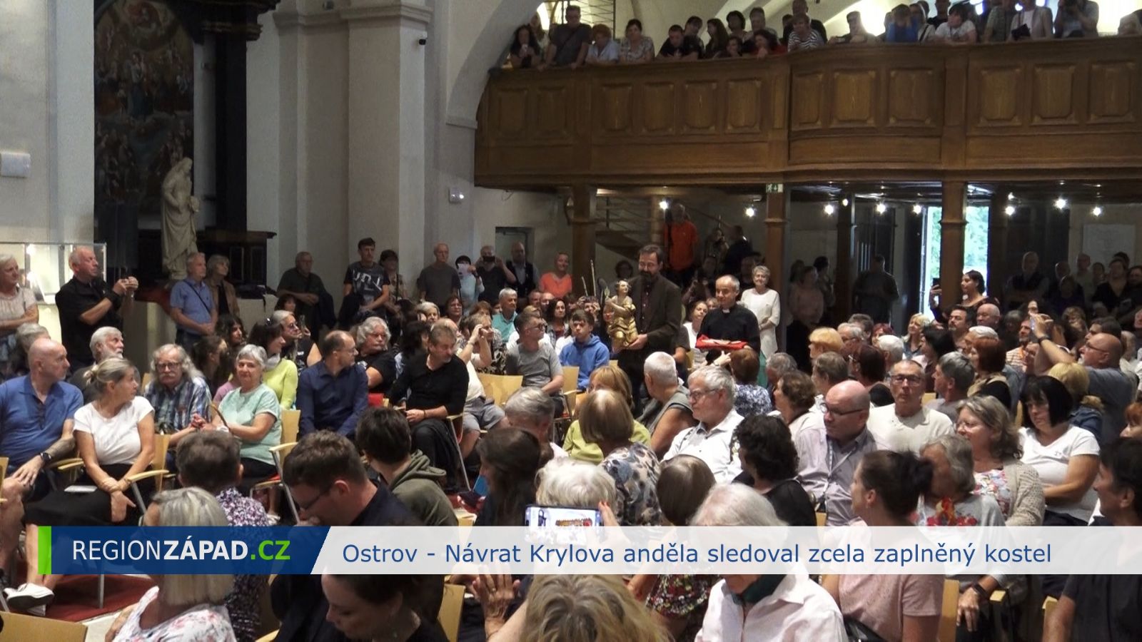 Ostrov: Návrat Krylova anděla sledoval zcela zaplněný kostel (TV Západ)