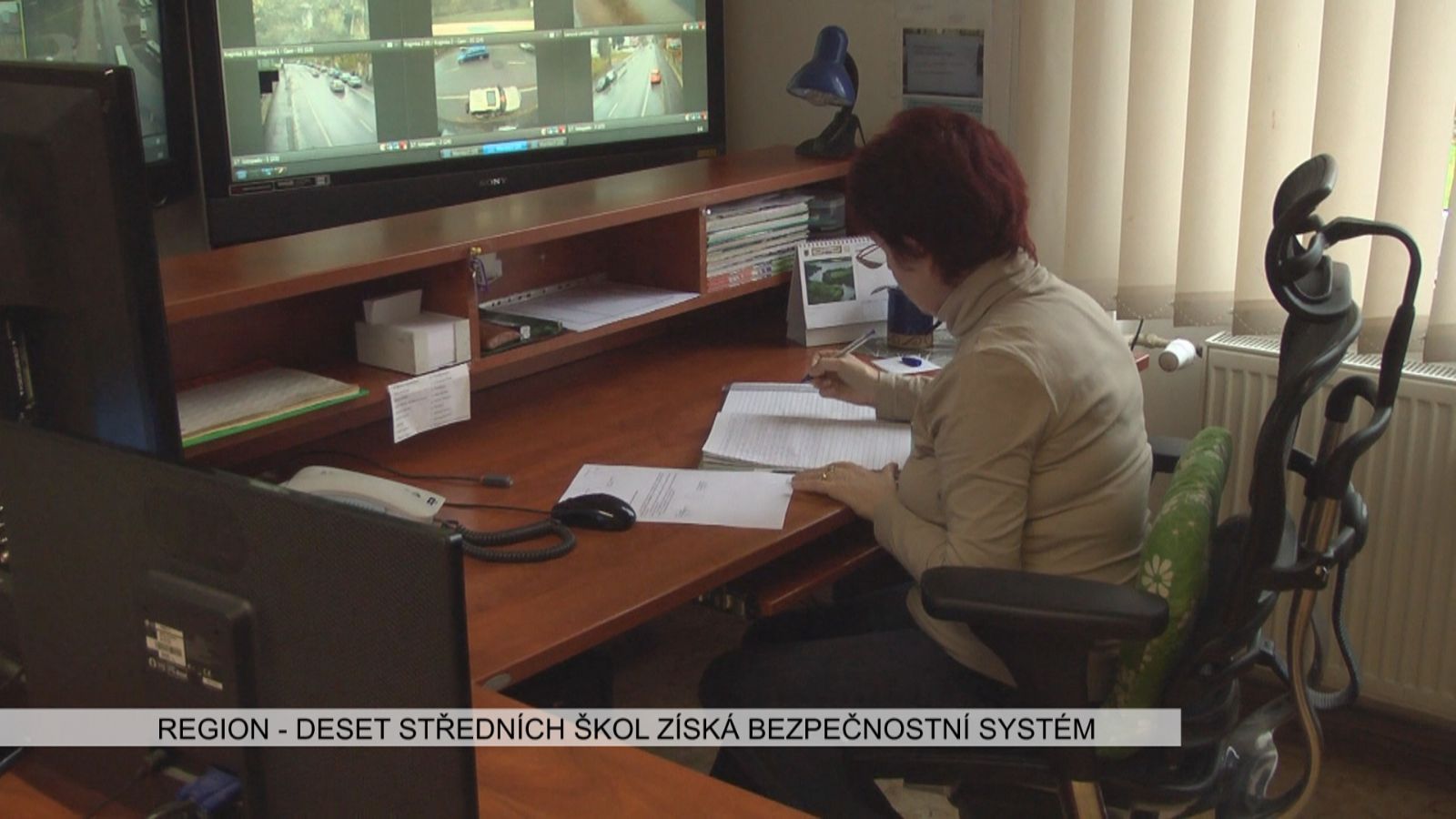 Region: Deset středních škol v kraji získá bezpečnostní systém (TV Západ)
