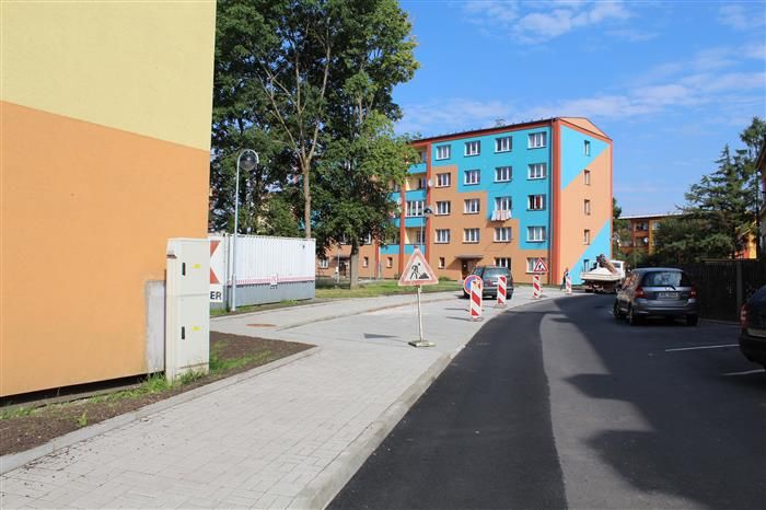 Aš: Parkoviště v sídlišti Mírová a v ulici Tesařské jsou prakticky dokončena