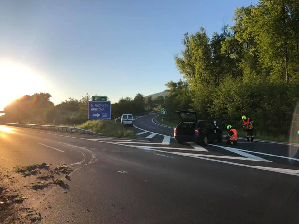 obrázek: Březová: Dnešní ranní nehoda na šestce