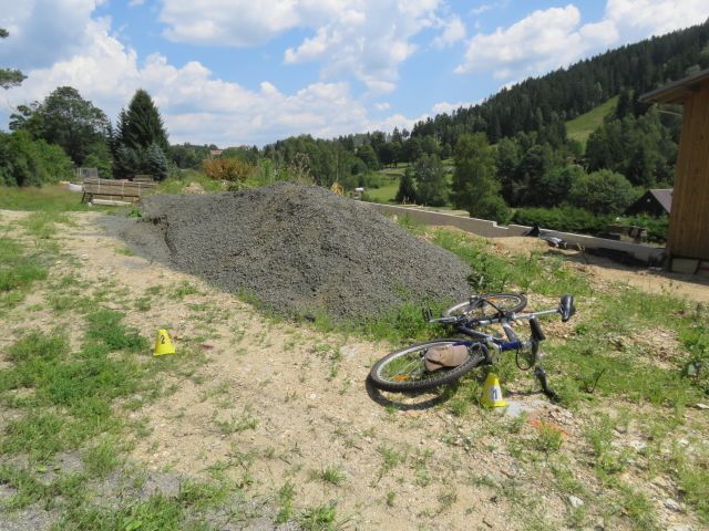 obrázek: Bublava: Opilý cyklista nezvládl zatáčku. Policie hledá svědky