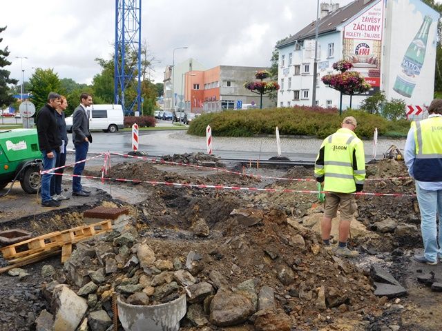 Cheb: Rekonstrukce 4. ramene kruhového objezdu u Tesca vyjde na 2,6 milionů 