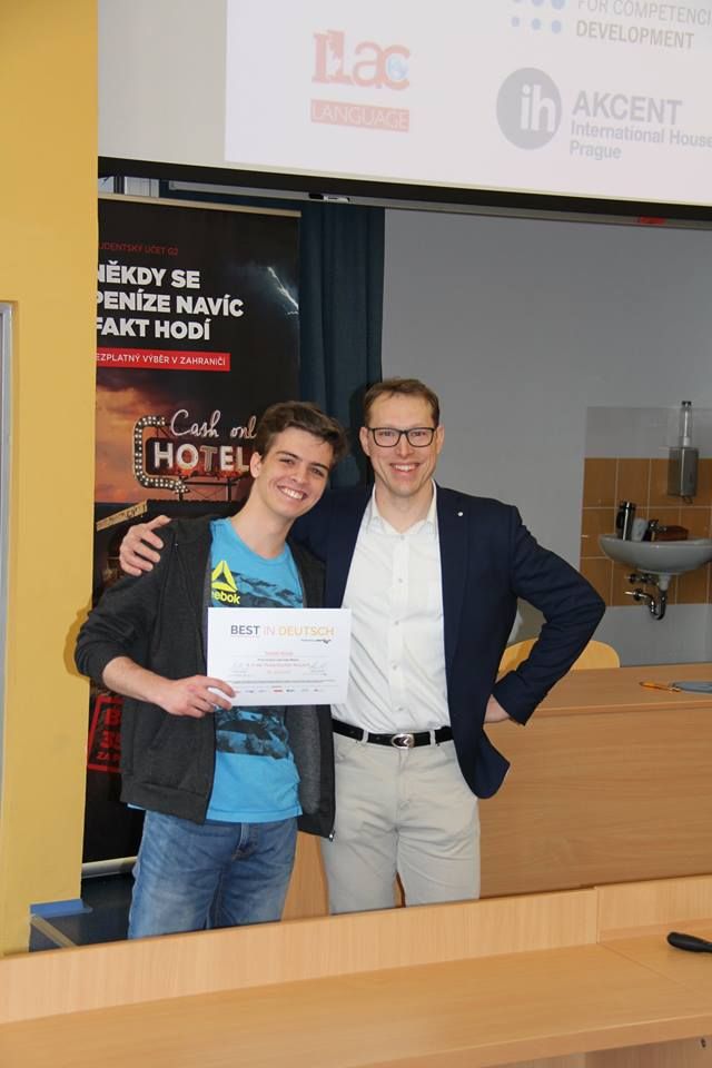 obrázek: Cheb: Studenti gymnázia bodovali v jazykových soutěžích