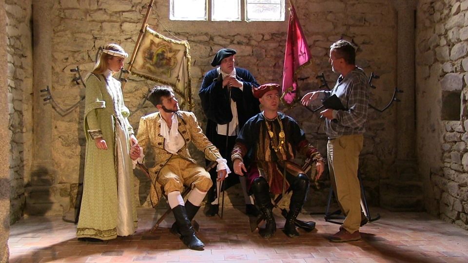 Cheb: V červenci se na hradě i v divadle natáčel film Katalog Balšići 