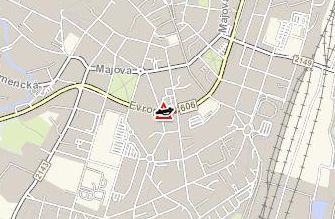 Cheb: V Evropské ulici došlo ke střetu dvou vozidel