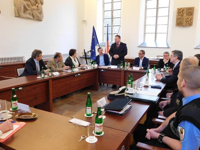 Cheb: Ve městě jednal Ústavně - právní výbor Senátu