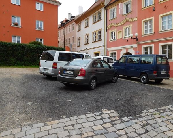 obrázek: Cheb: Začíná úprava dalšího vnitrobloku
