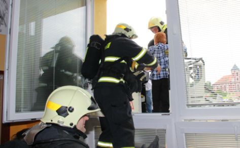 obrázek: Chodov: Město vylepší požární ochranu škol
