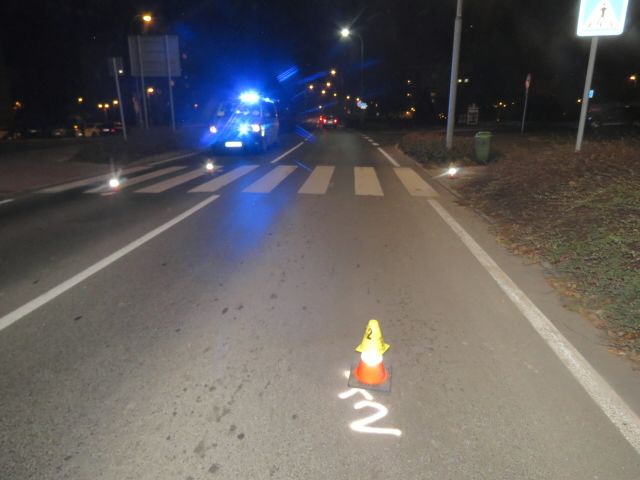 obrázek: Chodov: Srazil chodkyni a z místa nehody ujel. Policie hledá svědky