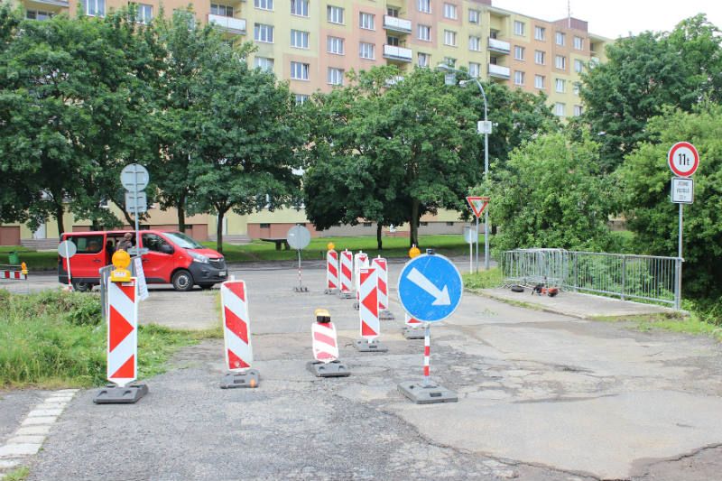 obrázek: Chodov: V Okružní ulici začaly opravy mostu
