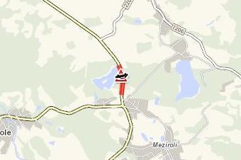 Děpoltovice: Náklaďák skončil v příkopu