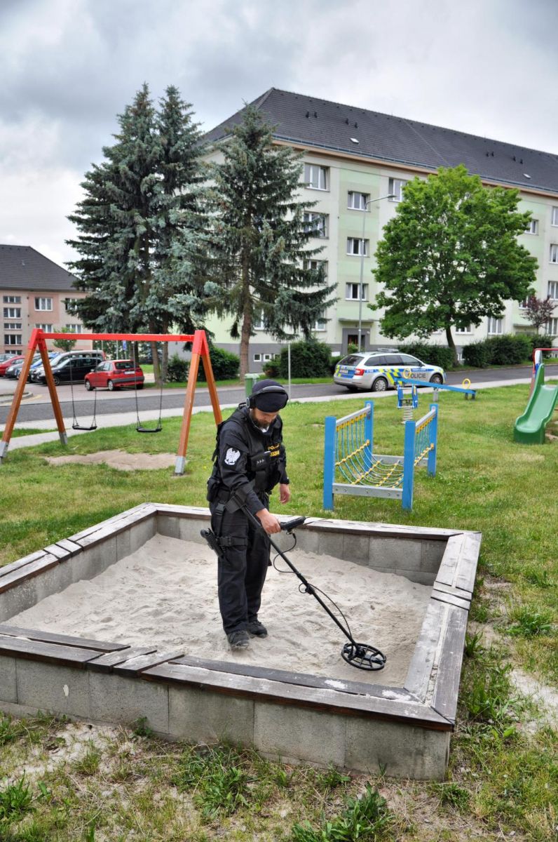 Habartov: Policisté zkontrolovali dětská hřiště