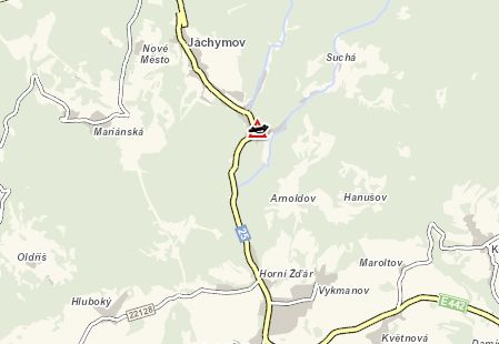 obrázek: Jáchymov: Motorkář narazil do svodidel