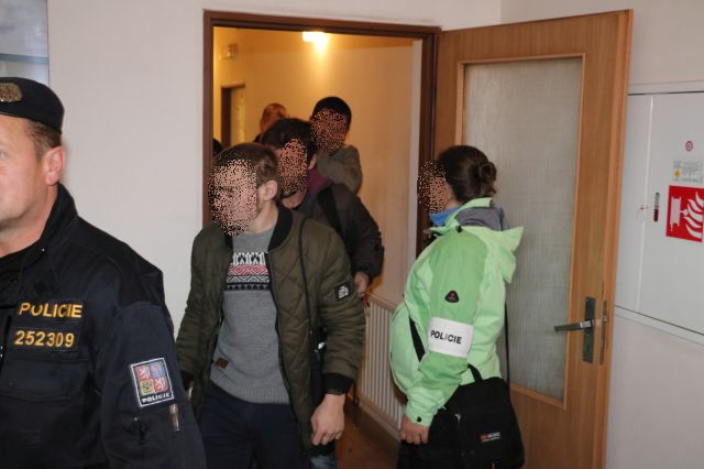 obrázek: Karlovarsko: Během dvou dní proběhly dvě akce cizinecké policie. Devět cizinců bude vyhoštěno