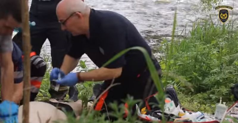 Karlovarsko: Hasiči pomáhali při resuscitaci jedné osoby