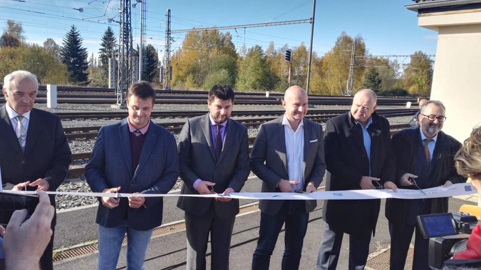 Karlovy Vary, Mariánské Lázně: Včera byla ukončena celková rekonstrukce železniční trati