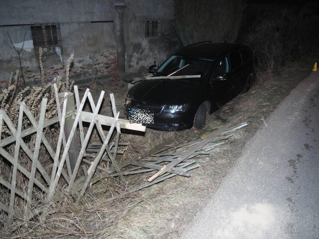 obrázek: Karlovy Vary: Pod vlivem alkoholu způsobil dopravní nehodu
