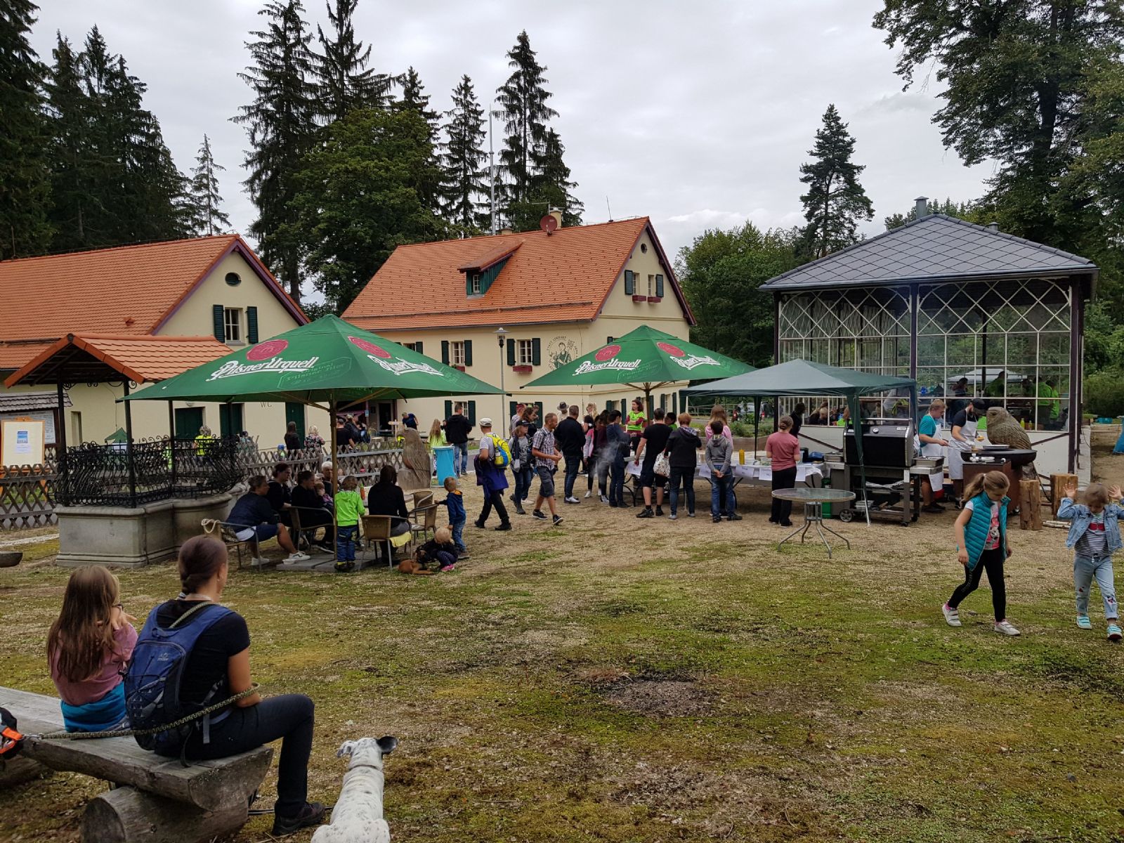 Karlovy Vary: Podzim s lázeňskými lesy
