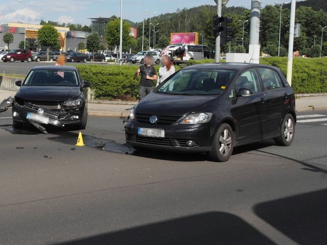 obrázek: Karlovy Vary: Policie hledá svědky dopravní nehody