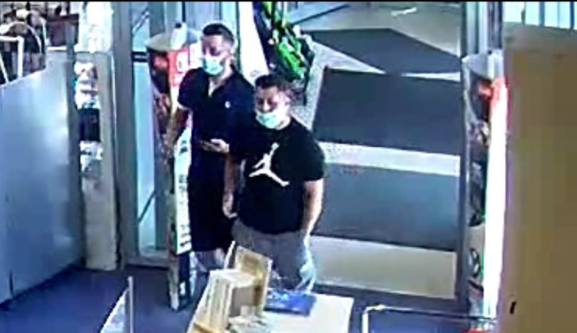Karlovy Vary: Policie pátrá po zlodějích notebooku