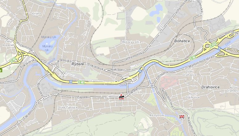 obrázek: Karlovy Vary: Střet osobního vozidla s autobusem