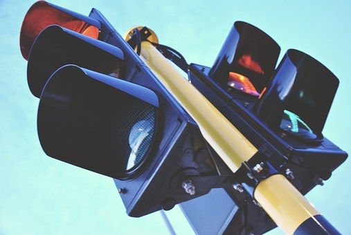 Karlovy Vary: Zítra začne další oprava semaforů u Chebského mostu 