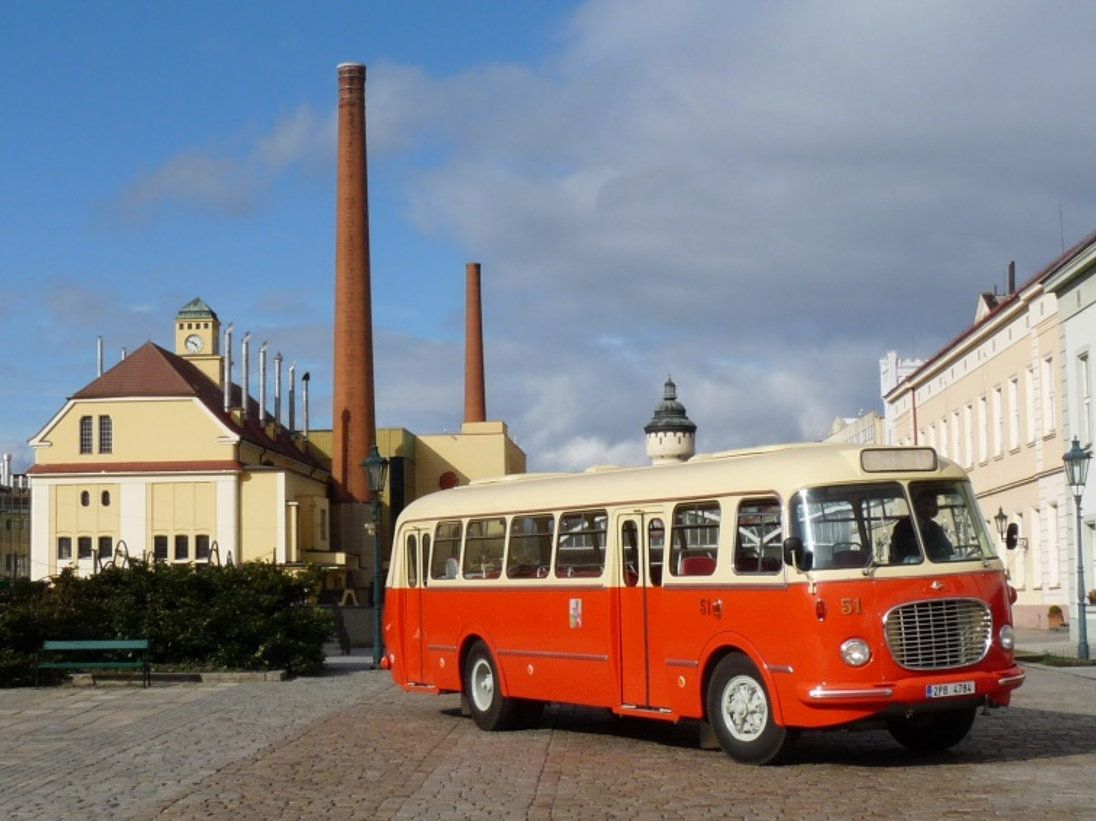 Mariánské Lázně: Na Den železnice se můžete svézt historickým trolejbusem či historickými autobusy