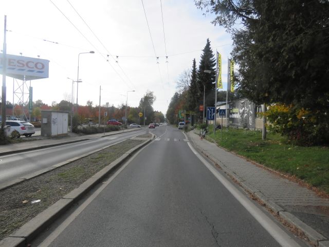 Mariánské Lázně: Střet cyklisty s chodcem. Policie hledá svědky