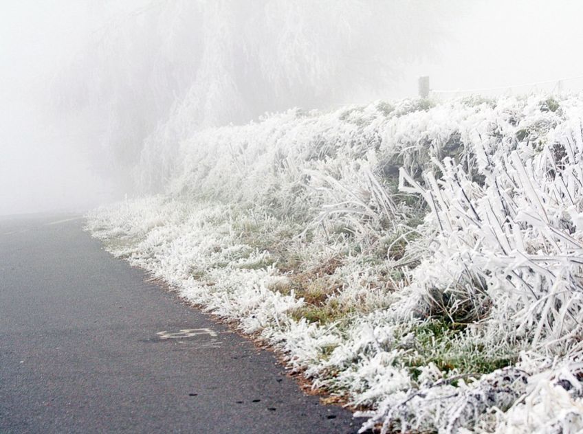 Meteorologové varují před mrznoucí mlhou
