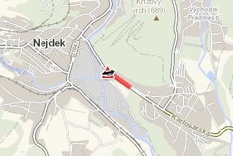 obrázek: Nejdek: V ulici Karlovarská spadl řidič z motocyklu