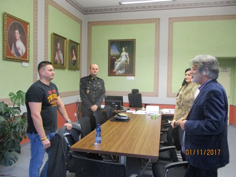 obrázek: Ostrov: Město ocenilo Karla Kunze. Pomohl dívce před agresorem