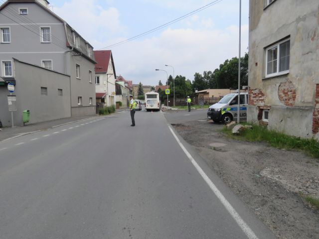 Počerny: Policie hledá svědky dopravní nehody