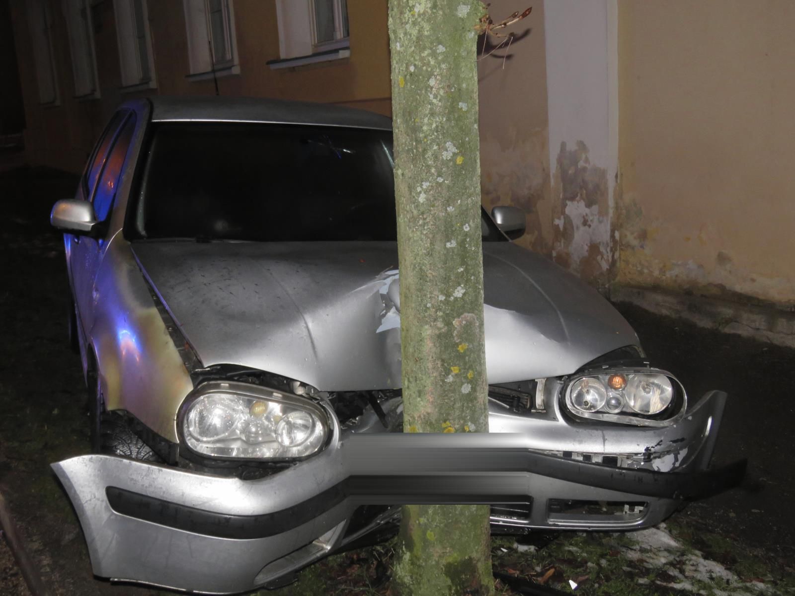 Region: Policisté o víkendu řešili několik dopravních nehod
