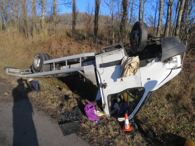 Region: Začalo mrznout a sněžit. Řidiči, dbejte na silnicích zvýšené opatrnosti