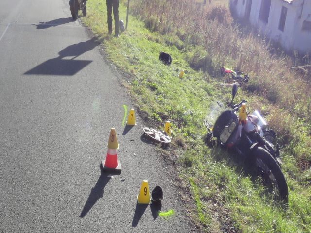 Rovná: Vozidlo se v protisměru střetlo s motocyklem